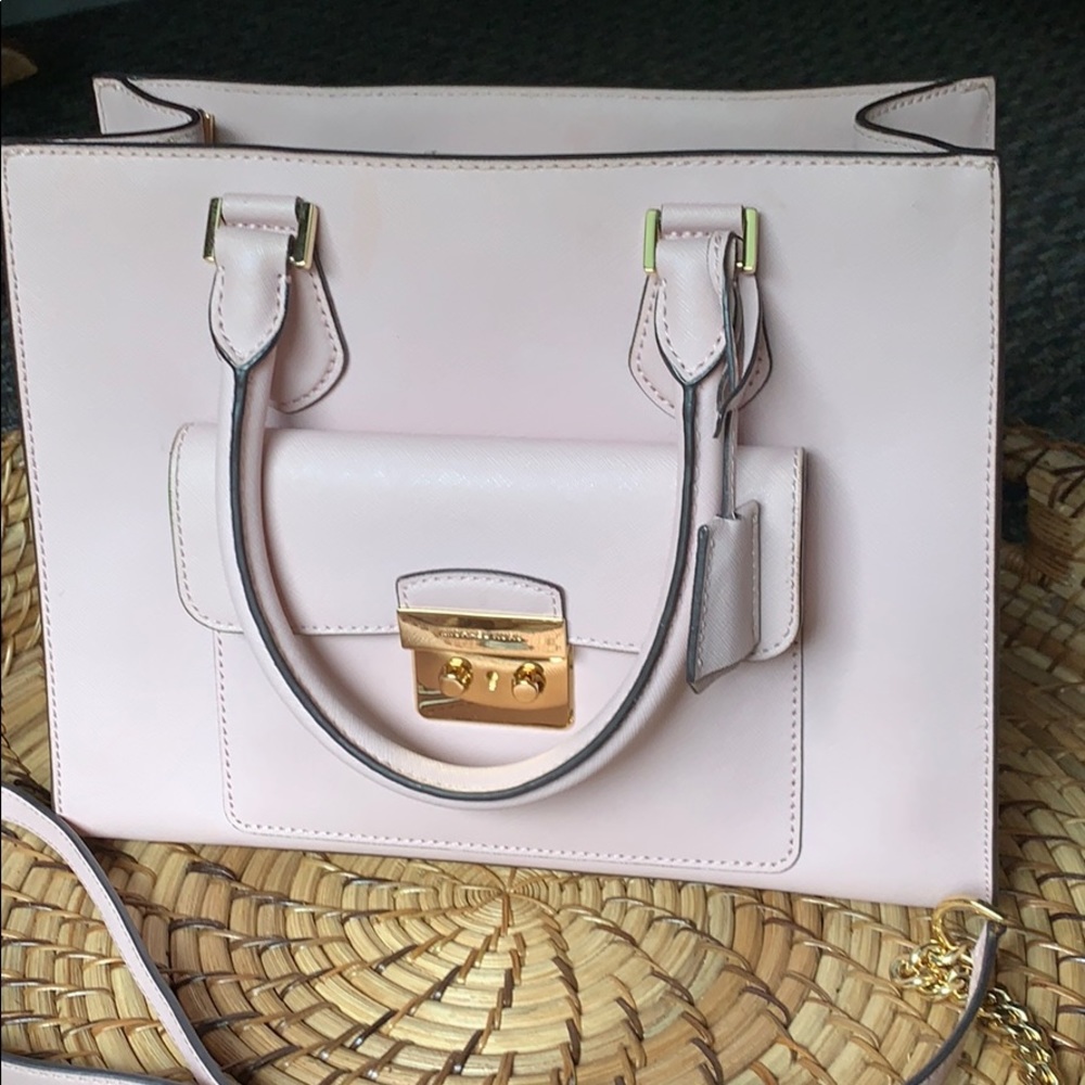 Michael Kors Bridgette Medium Leather Tote